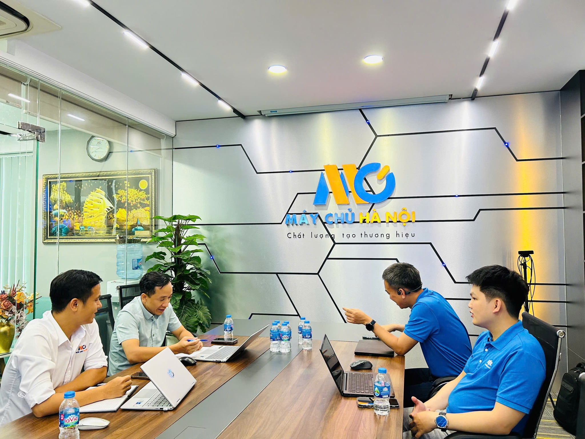 MÁY CHỦ HÀ NỘI THAM DỰ BUỔI HỌP CHIẾN LƯỢC CÙNG SYNNEX FPT