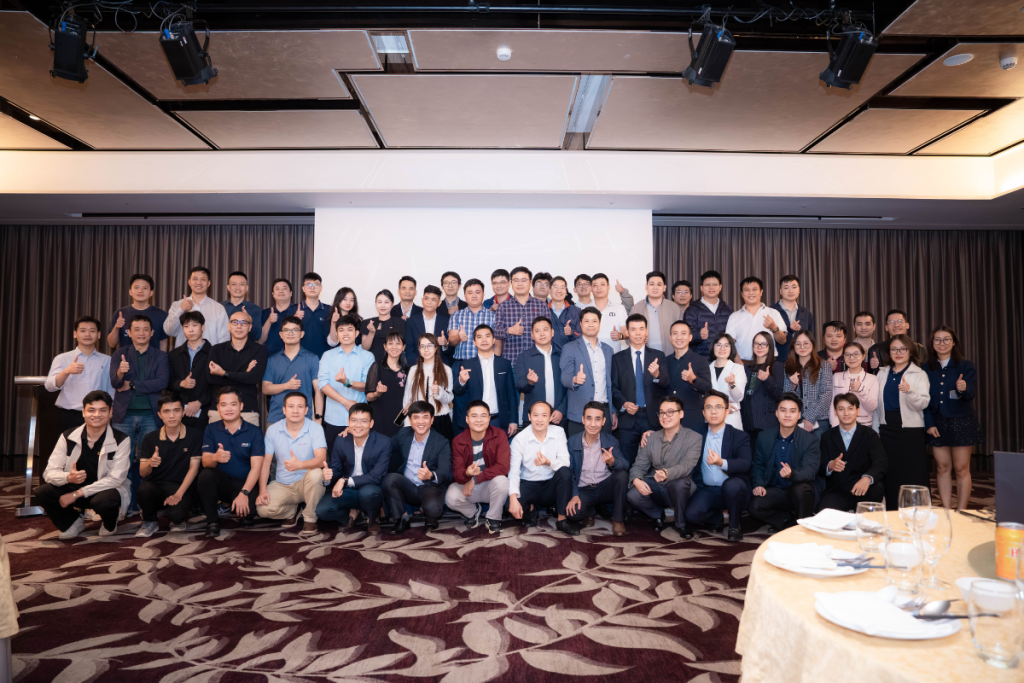 may-chu-ha-noi-vinh-du-tham-gia-su-kien-asus-ai-solution-day-we-are-all-in-on-ai