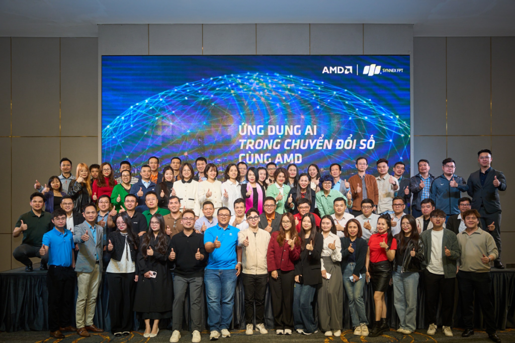 may-chu-ha-noi-tham-du-hoi-thao-ung-dung-ai-trong-chuyen-doi-so-cung-amd