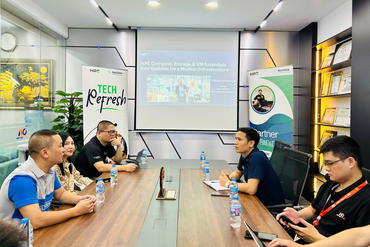 Máy Chủ Hà Nội Tham Dự Training HPE VME Cùng Tech Data
