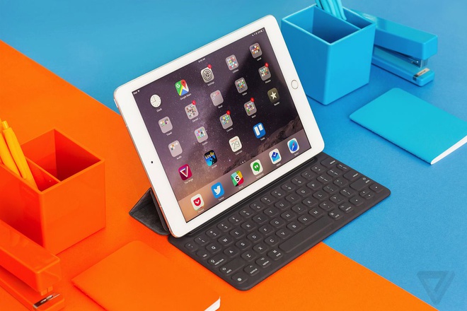 'Đừng hỏi iPad đã thay thế được máy tính hay chưa'