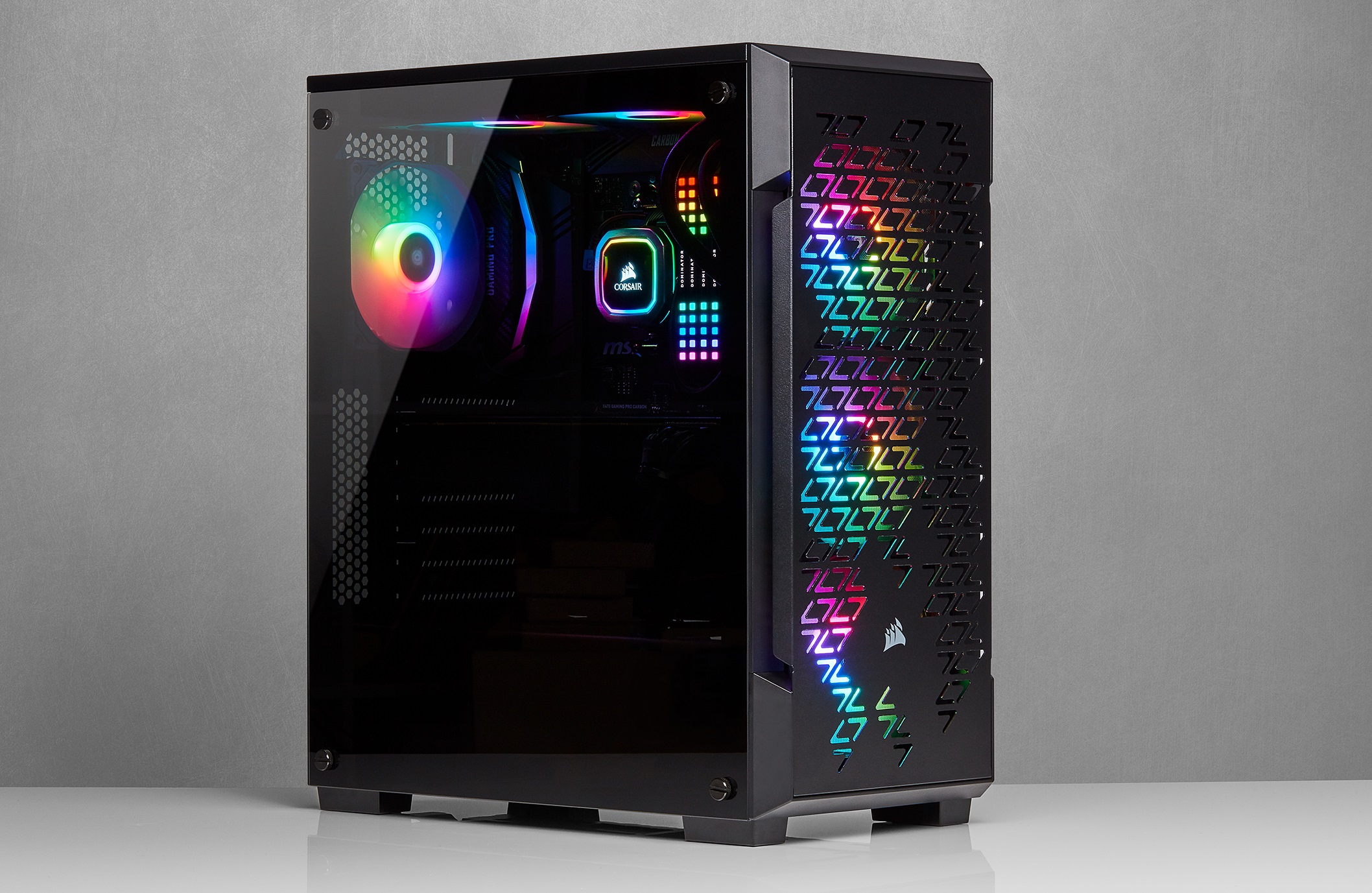 CORSAIR ra mắt vỏ case iCUE 220T RGB Airflow và Quạt iCUE SP RGB PRO